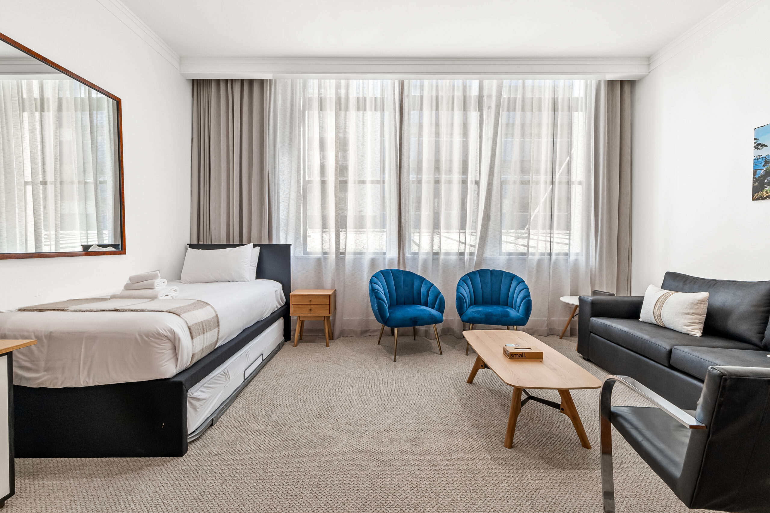 Less than 3MB 322 35 Hobson Street